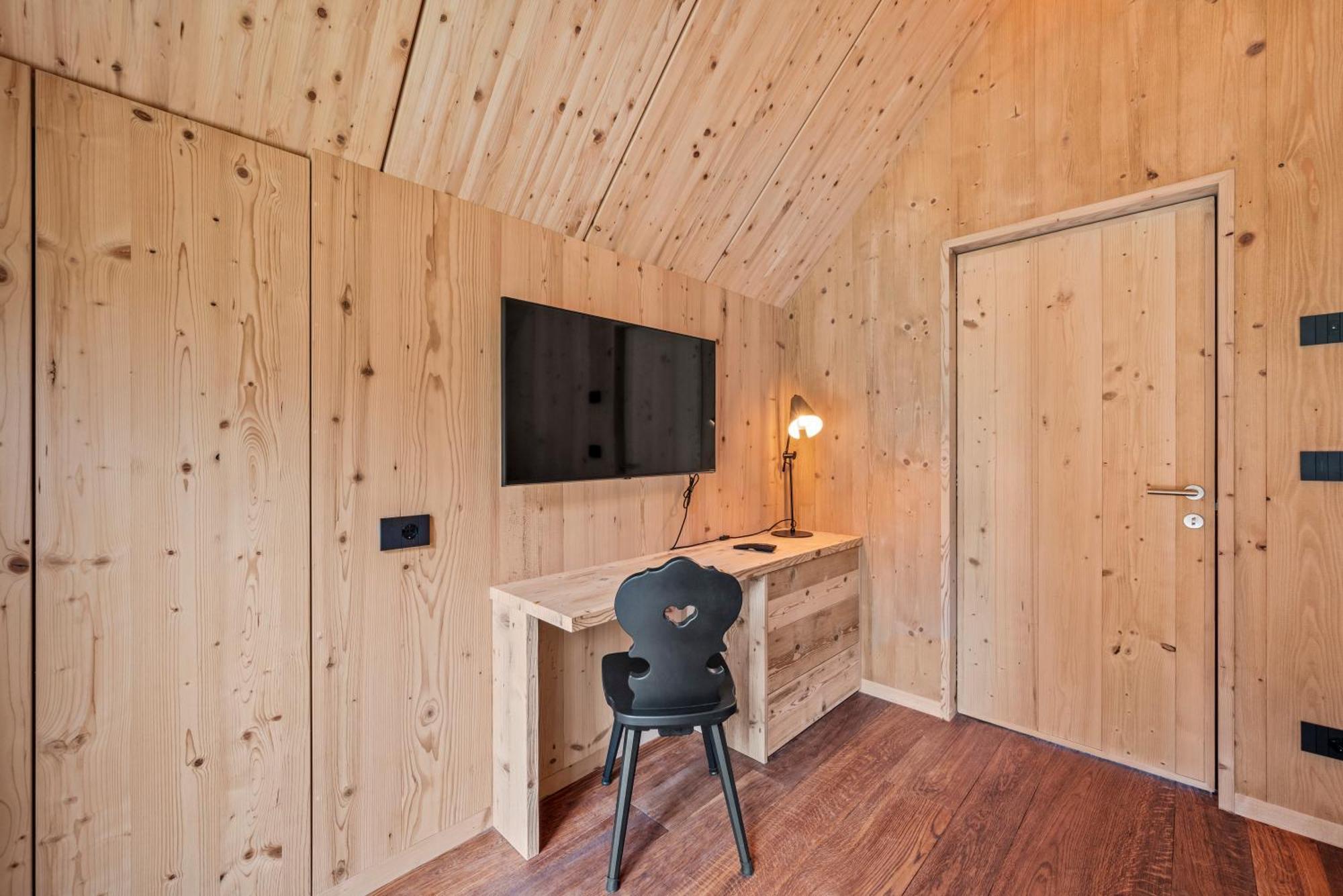 New Opening "Sissi Chalets" - Unique Luxury Hideaway With Mountain View & Sauna Mendola 外观 照片